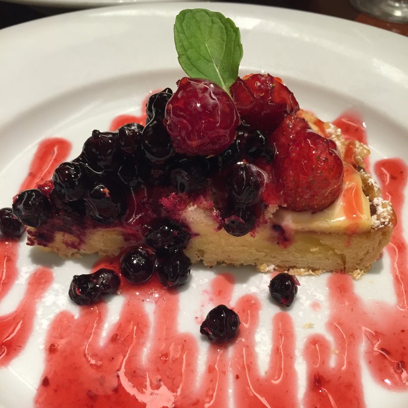 イチゴとフランボワーズのケーキ(ガルロネロ 横浜スカイビル店 )