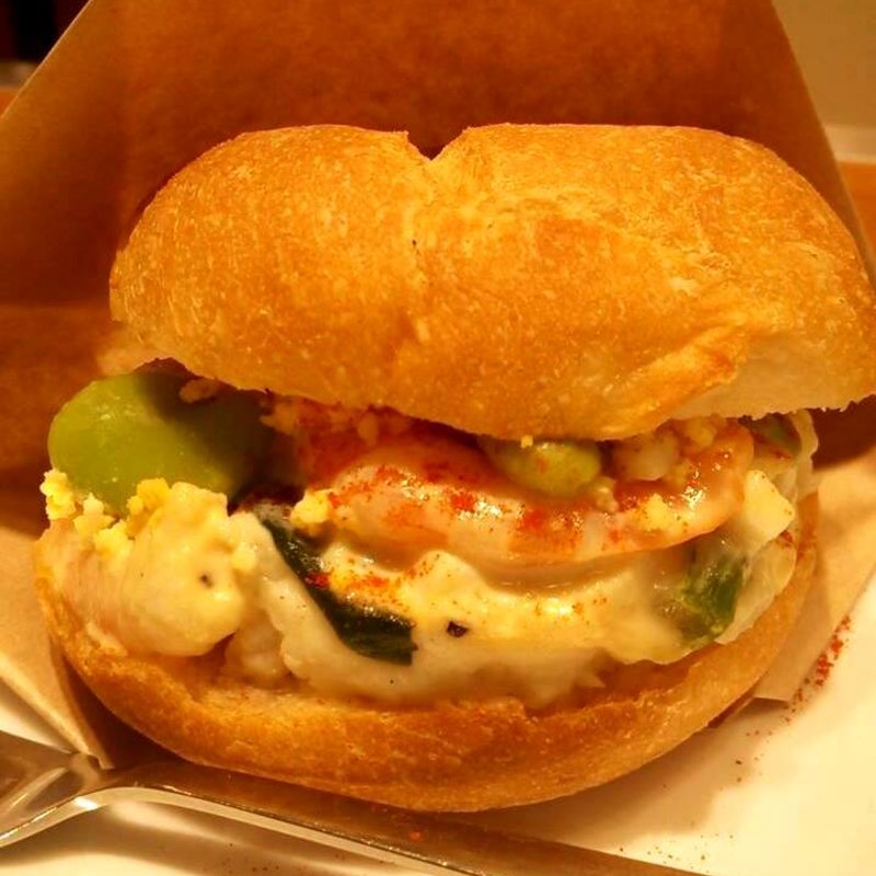 菜の花と海老のタルタルバーガー(OGAWA COFFEE京都駅店 （オガワコーヒー）)