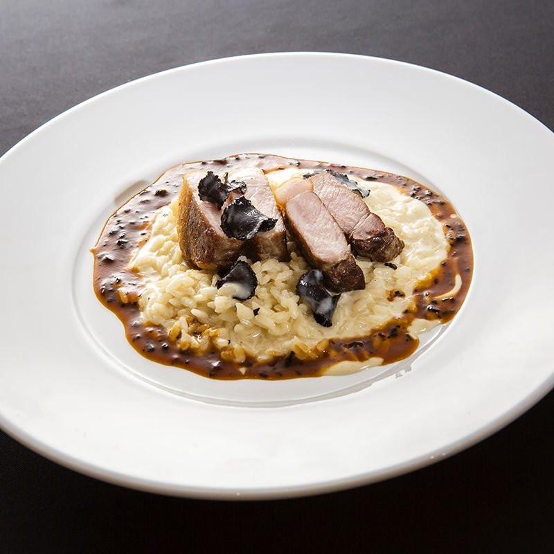 豚肉のグリル　サフランライス(アンテヴォルテ )