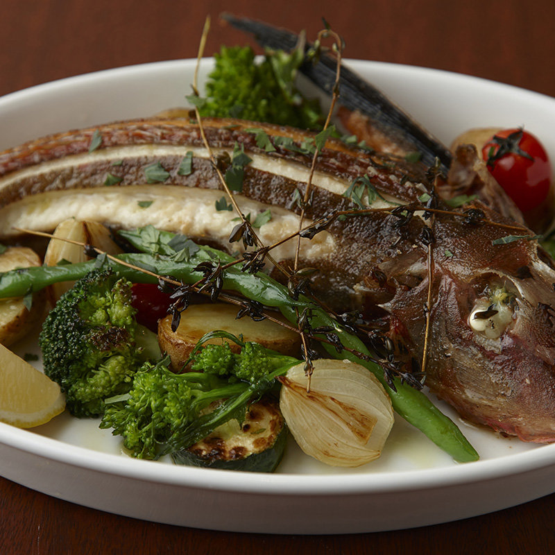 ホウボウのグリル(アリアラスカ・マーブルトレ)