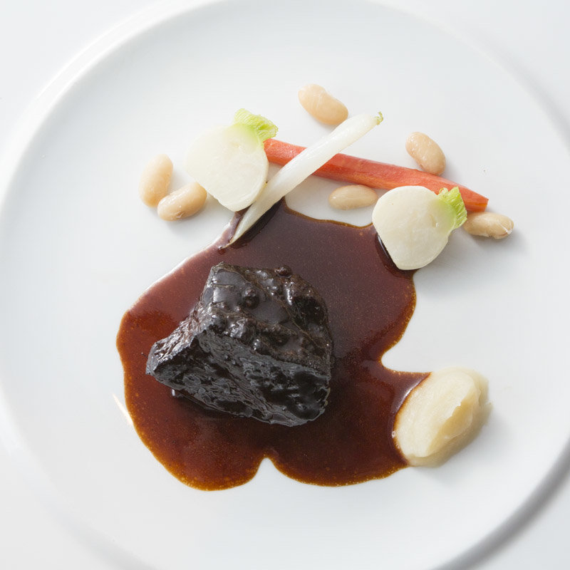 牛ホホ肉の赤ワイン煮込み(ラペティ・ロアラブッシュ)