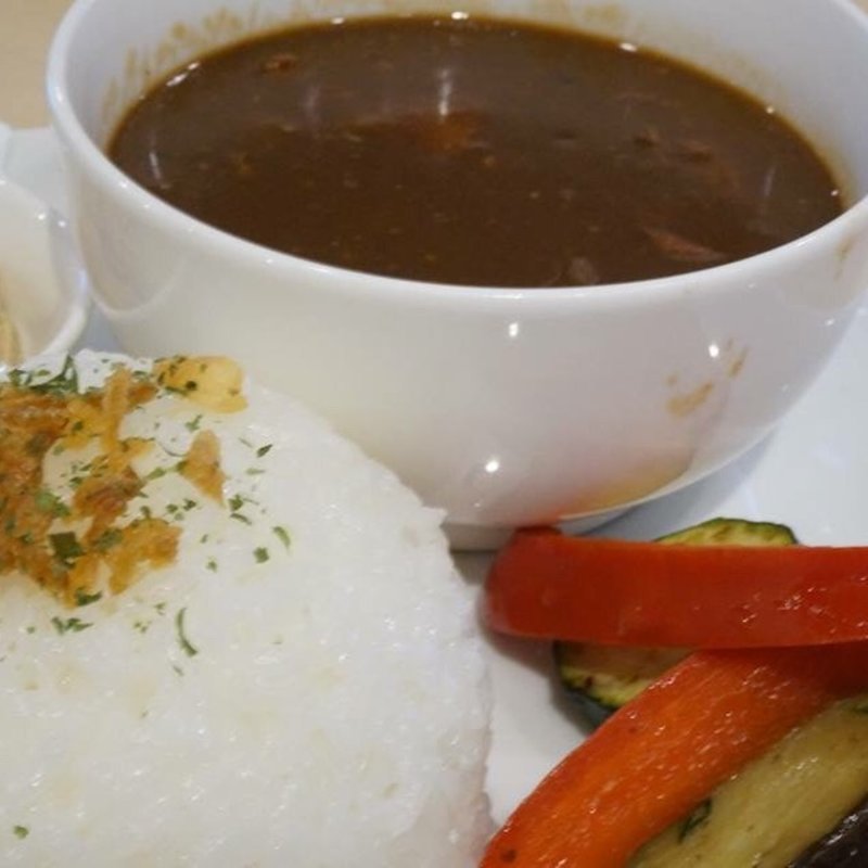 チキンのブラウンシチュー(丘の上 C-flat （シー フラット）)