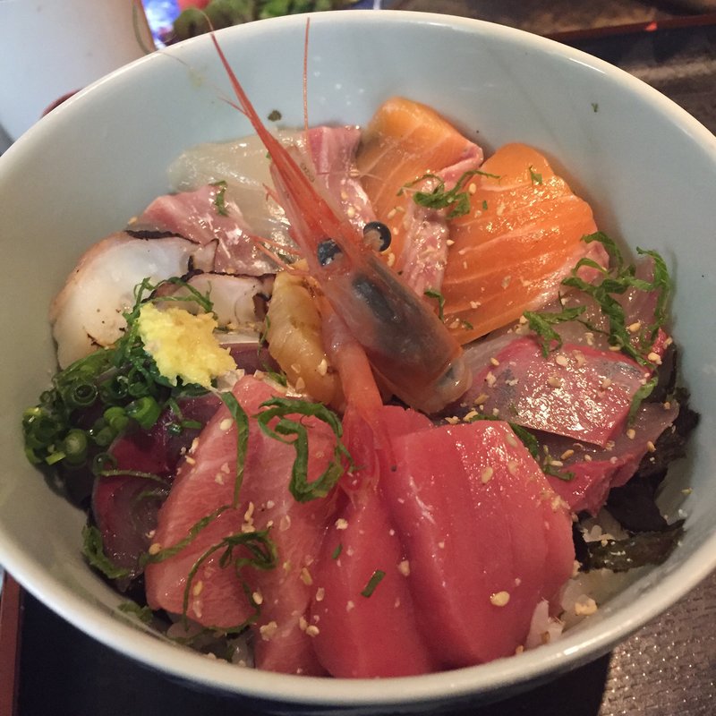 海鮮丼(くつろぎの美味家Uo（ウオ）)