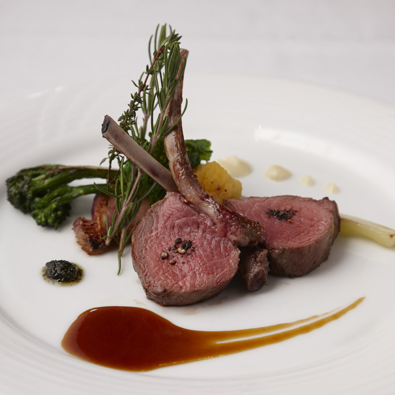 ラム肉のグリル(マルベリーストリート／ブリーゼブリーゼ 33F)