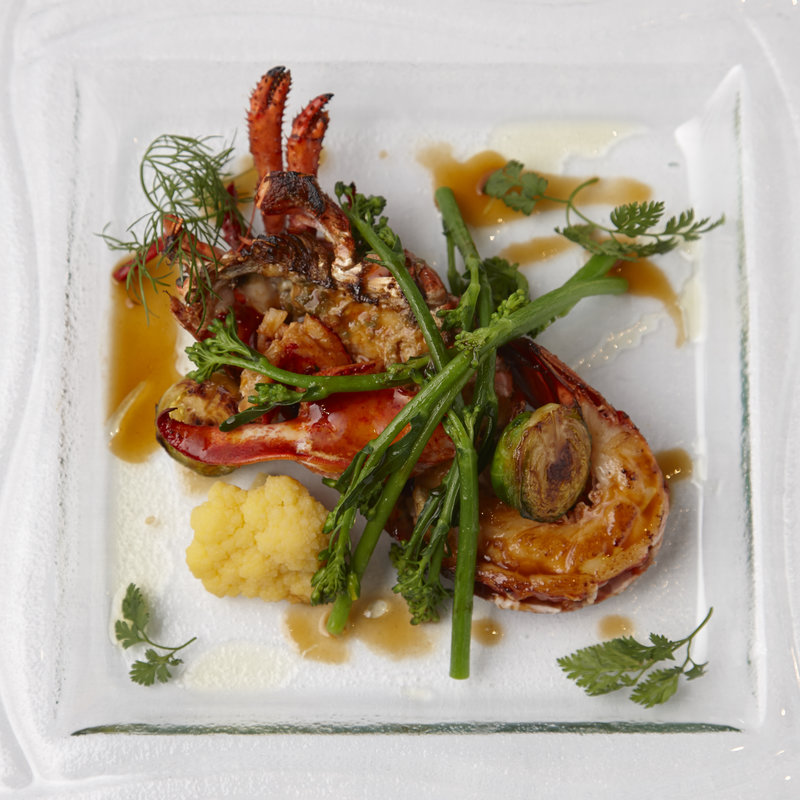 オマール海老のグリル(マルベリーストリート／ブリーゼブリーゼ 33F)