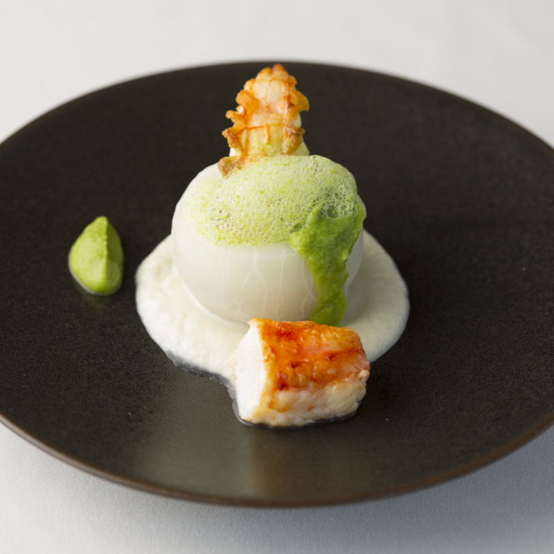 大根のグリル　オマールエビ添え(lumière l'esprit k （リュミエールレスプリカ）)