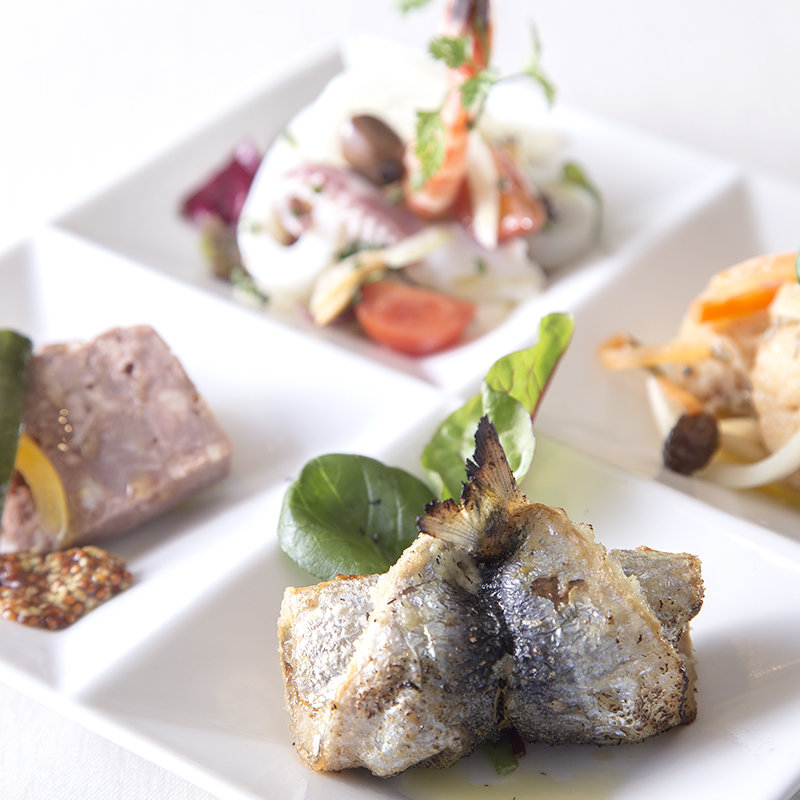 おまかせ盛り合わせ(クッチーナ いわなが)