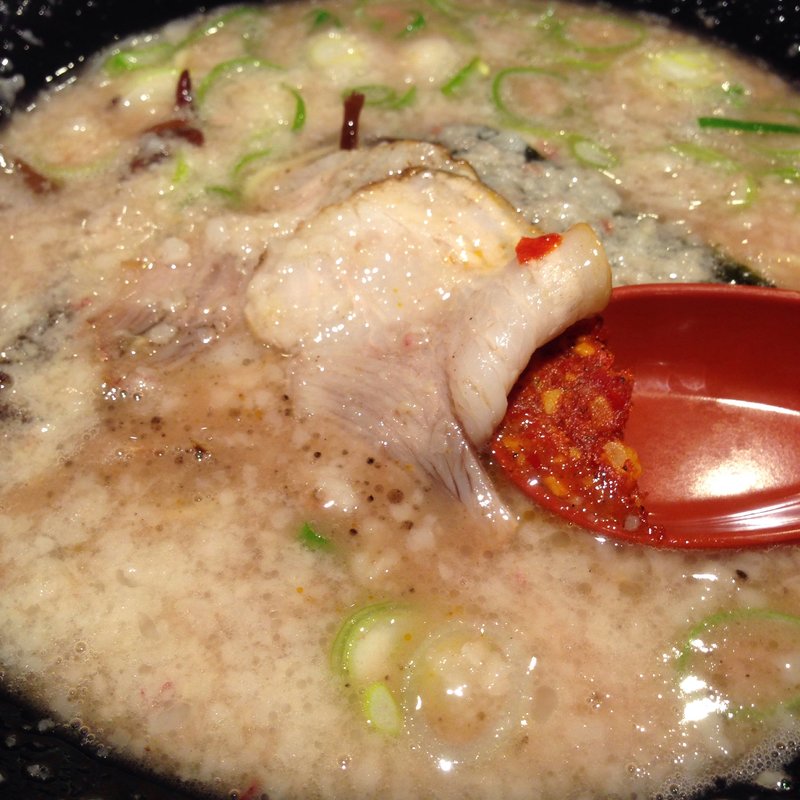 とんこつ黒（こってり）(火の国文龍 総本店 )