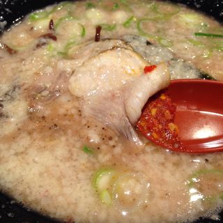 とんこつ黒（こってり）(火の国文龍 総本店 )