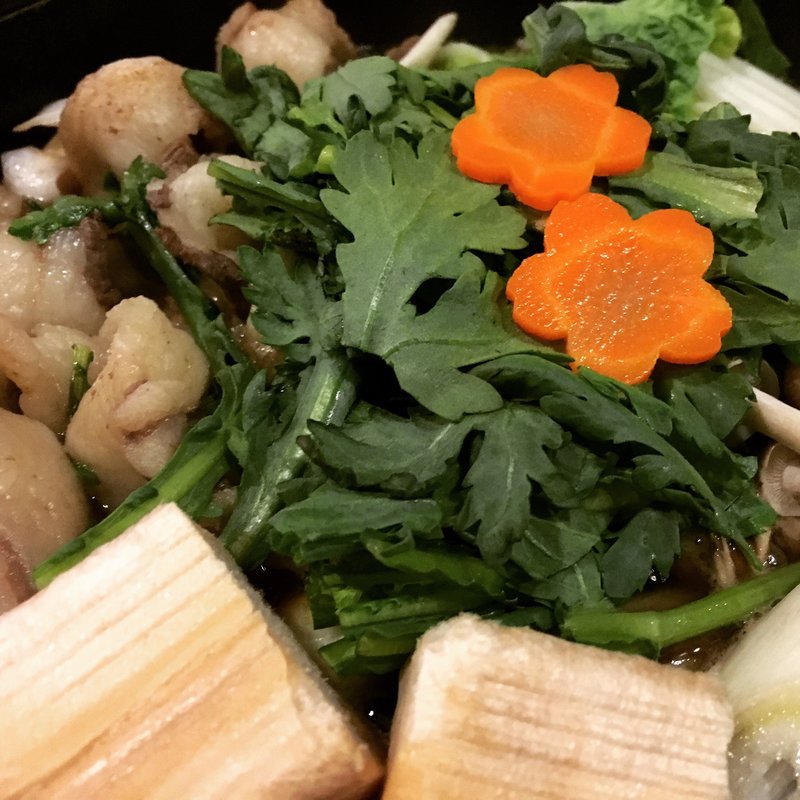 ムジナ肉のすき焼き(むじなや)