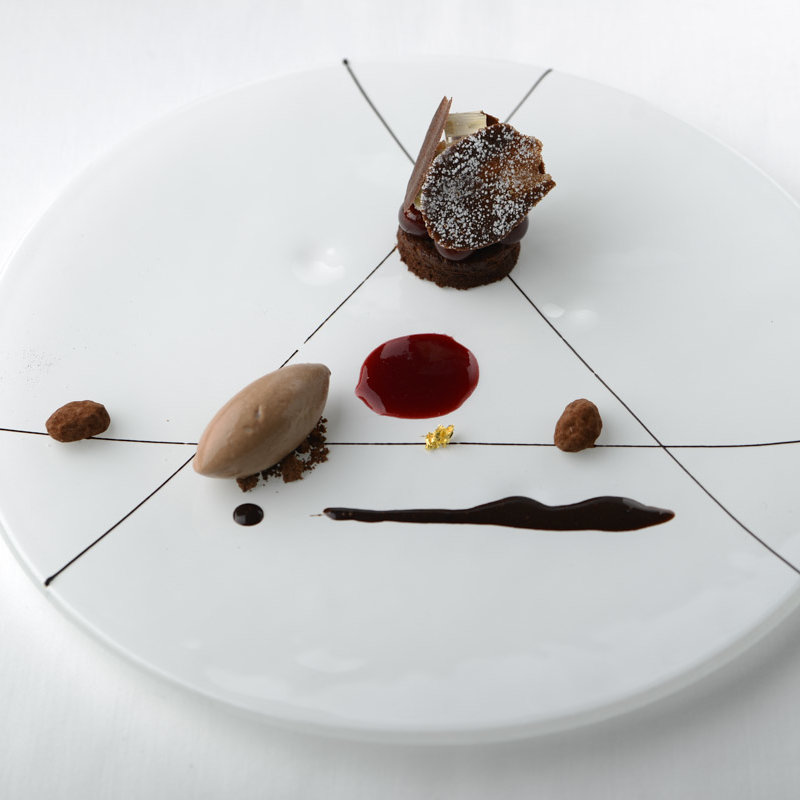 チョコレートのデザート(レストラン レカイヨ銀座)