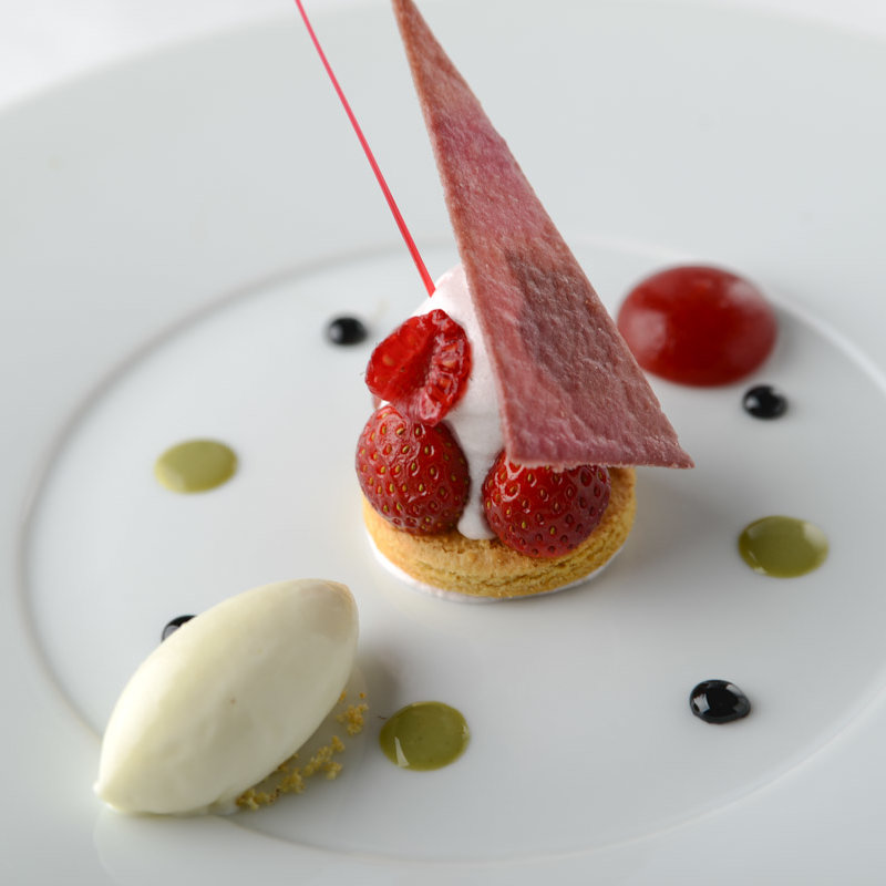 苺のタルト(レストラン レカイヨ銀座)