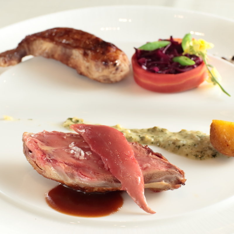 鴨肉のロティ(ヴェルミヨンバーグ （Vermillon Bague）)