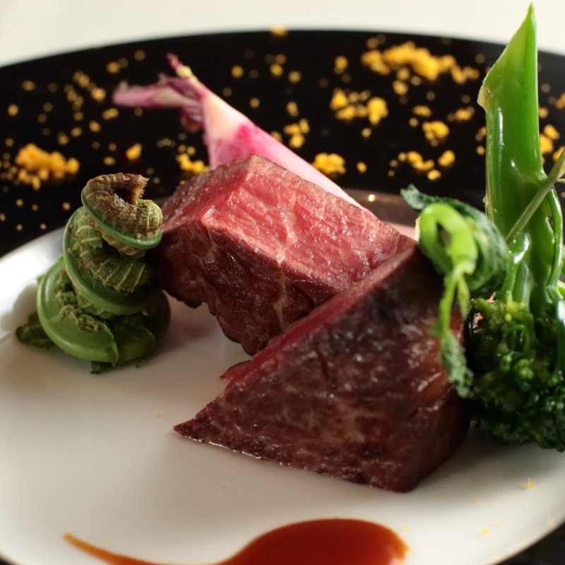 和牛のグリル(ヴェルミヨンバーグ （Vermillon Bague）)