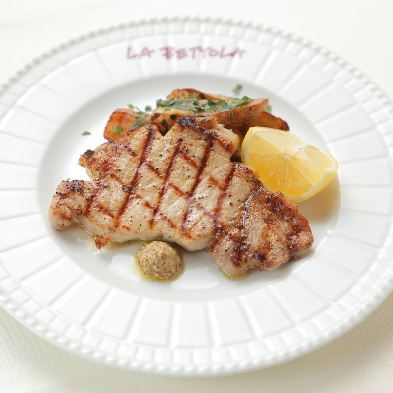 豚肉のグリル(ラ ベットラ ダ オチアイナゴヤ)