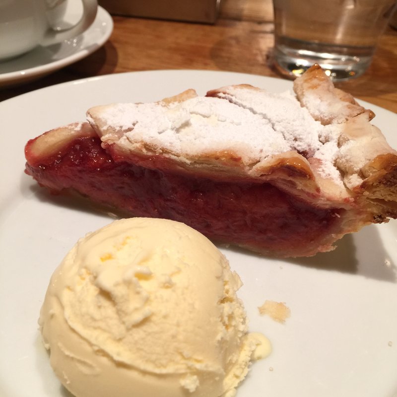 本日のフルーツタルト(ラシーヌ)