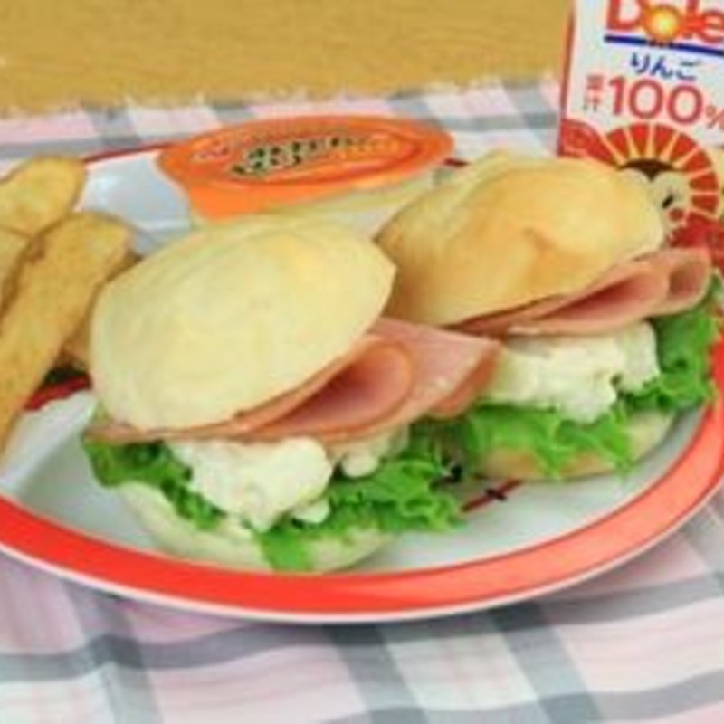 お子様ハムサンドプレート(舞浜地ビール工房 Roti’s House イクスピアリ店)