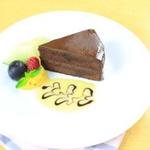 ウィーン風チョコレートケーキ(舞浜地ビール工房 Roti’s House イクスピアリ店)