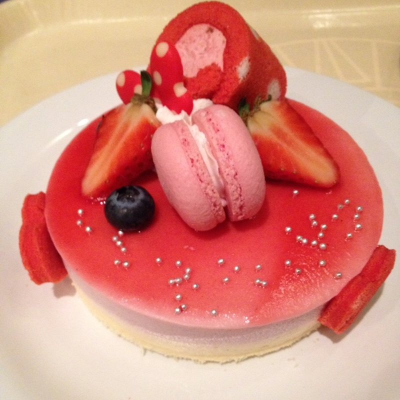 スペシャルケーキ(S.S.コロンビア・ダイニングルーム)