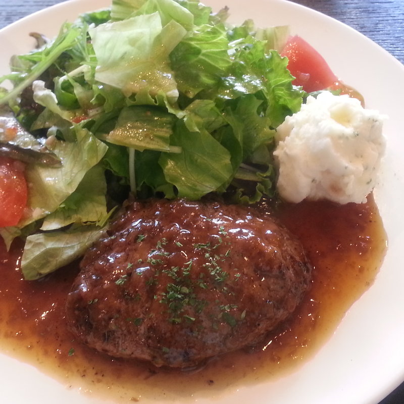 ハンバーグランチ(肉バル DENNER-ROIN)