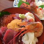 びっくり海鮮丼(なかむら 小湊店 )