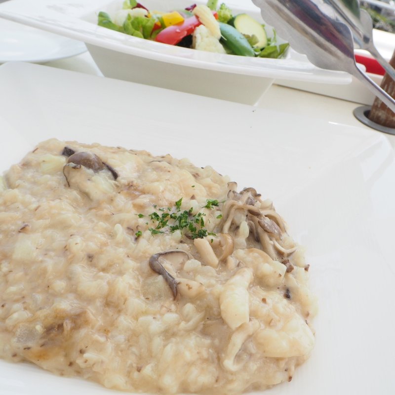 きのこのチーズリゾット(海辺の途中 )