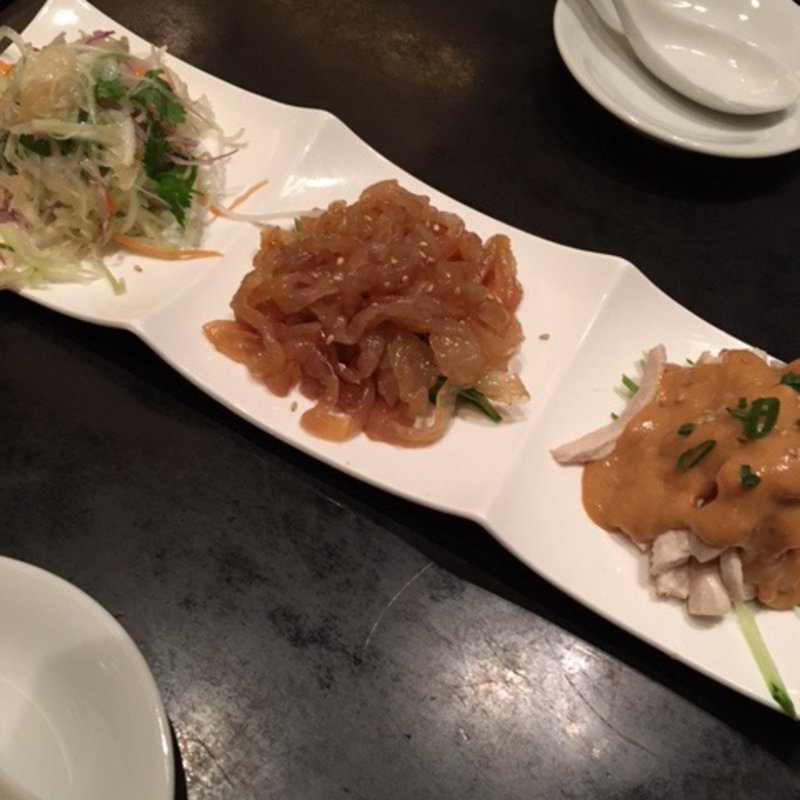 前菜三種盛り合わせ(南翔饅頭店 六本木ヒルズ店)