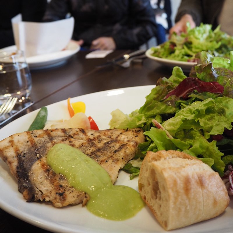 メカジキのグリエ(ブラッセリー アデニア)