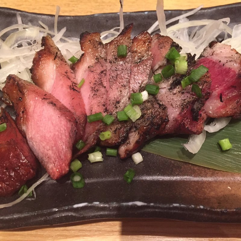 ベーコンのわら焼き(わら焼き軍鶏六レイクタウン店)