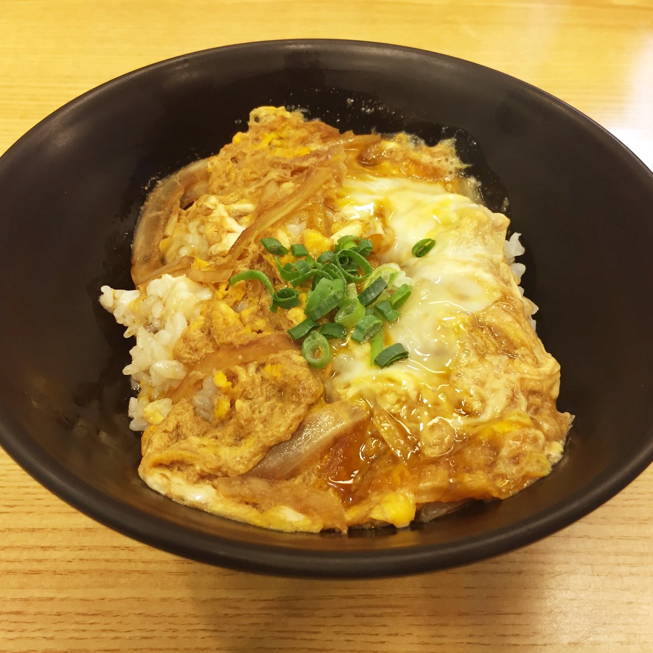 玉子丼(華さん食堂 空港通り店 )の口コミ一覧 | No.1のメニューが