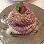紫芋と和栗のモンブランパンケーキ(elk 京都河原町店 )