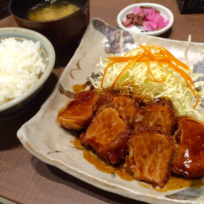 ひれとんかつ定食(矢場とん イオンモールナゴヤドーム前店 )