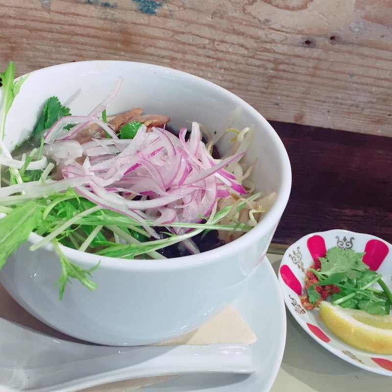 鶏肉と野菜のフォー(DEMODE　R 三宿店 （デモデアール）)