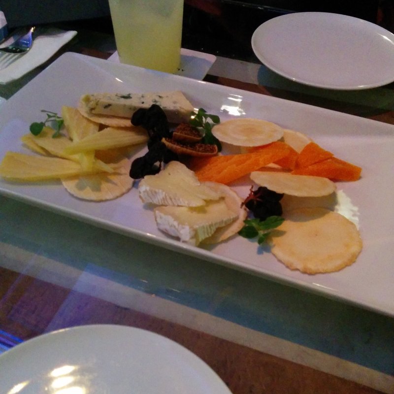 ナチュラルチーズの盛り合わせ(アクアリウム　at ALFRED DUNHILL （AQUARIUM）)