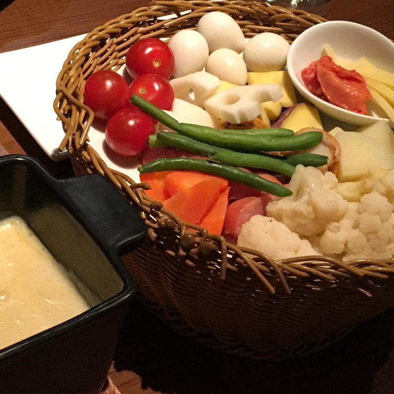 4種のチーズと西京味噌のチーズフォンデュ(SAIKA 銀座店)