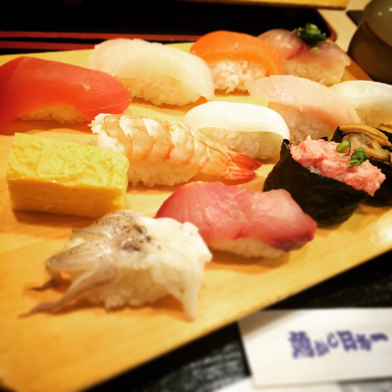 特盛にぎり(味噌汁茶碗蒸付)(魚がし日本一 浜松町店 （ウオガシニホンイチ）)