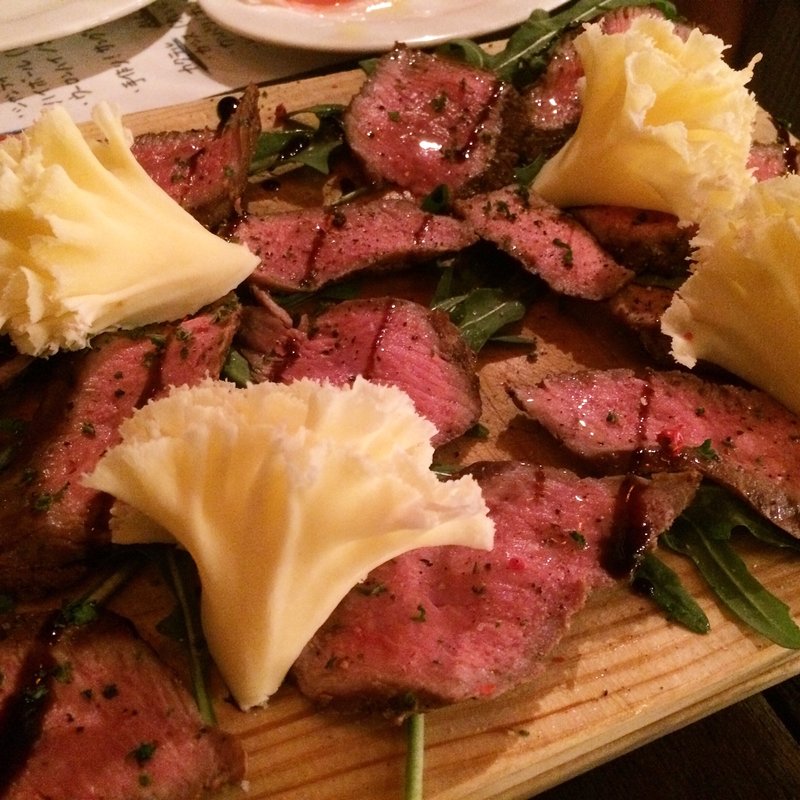 羊肉のタタキ(ラムミートテンダー)