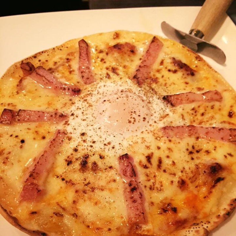 とろ～り卵とベーコンのビスマルク(DINING　FUKINOTOH)