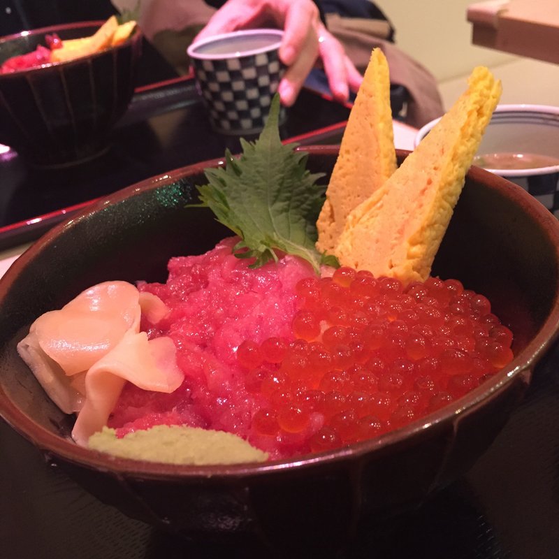 本日の特選丼 スープ付(尾崎幸隆丼)