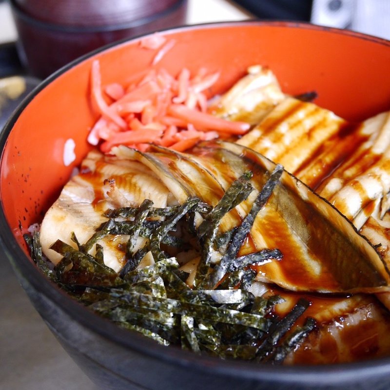 はかりめ丼(味のかん七)