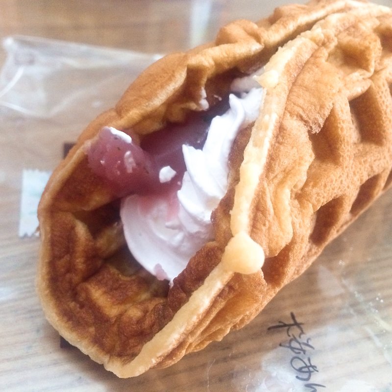 春限定 桜あん＆生クリーム(Fuwafuwaffle)