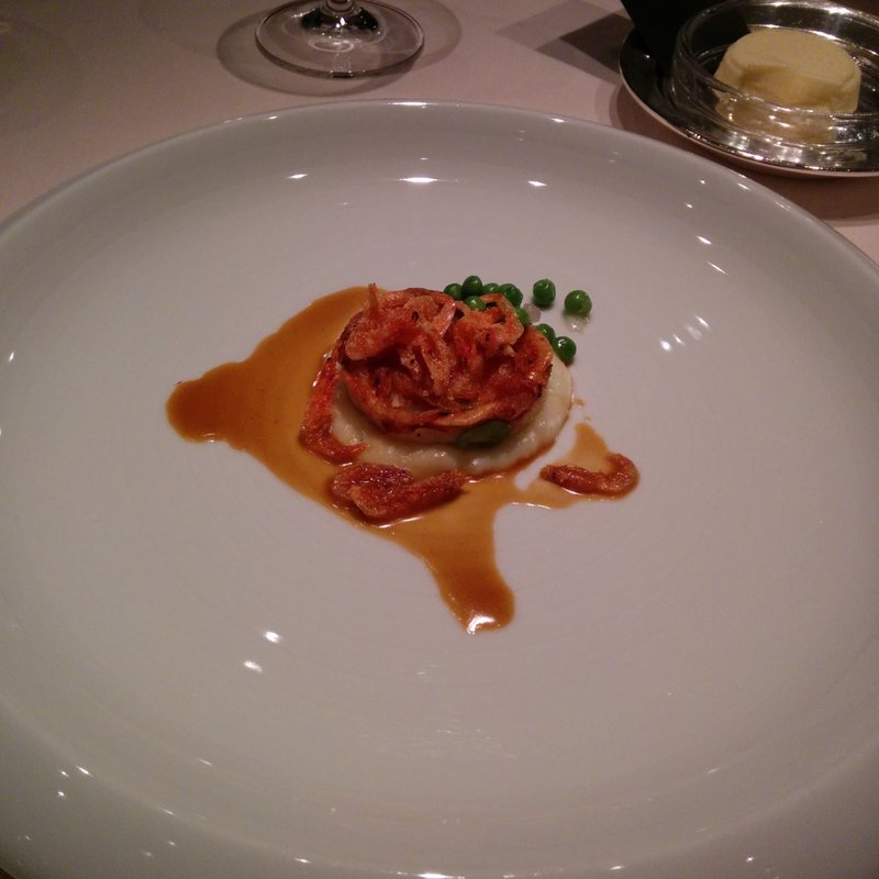 ジョセフィンファームより届いた白アスパラガス　桜色のオランデーズソース(Q.E.D.クラブ)