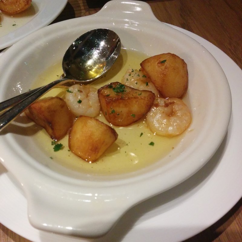 小海老のあつあつアヒージョ(ロサンジェルス バルコニー テラスレストラン＆ムーンバー Los Angeles BALCONY Terrace Restaurant & Moon Bar)