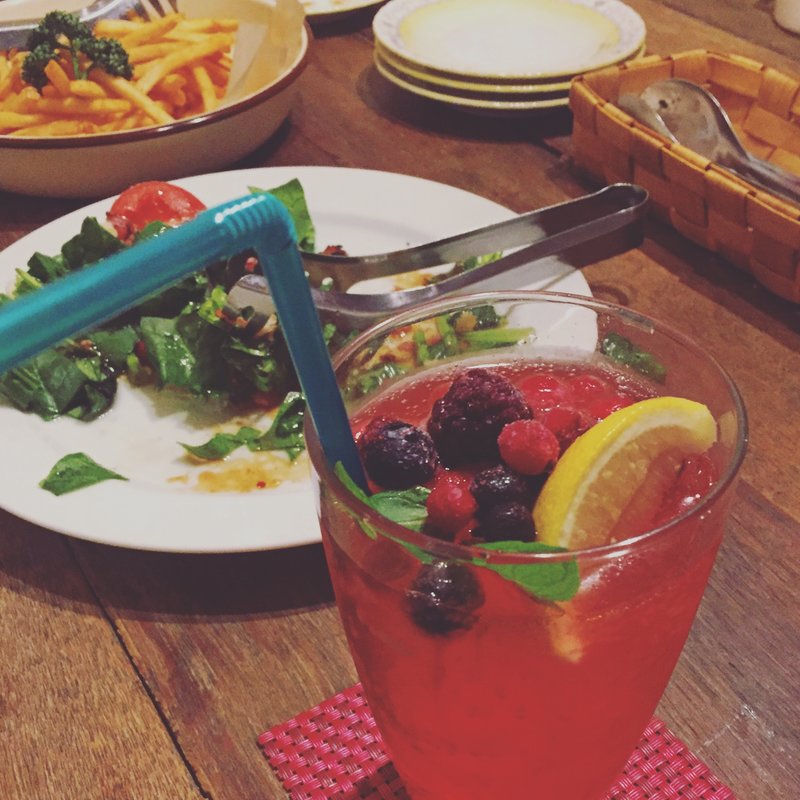 (カフェ メルティングポット （Cafe Melting Pot）)