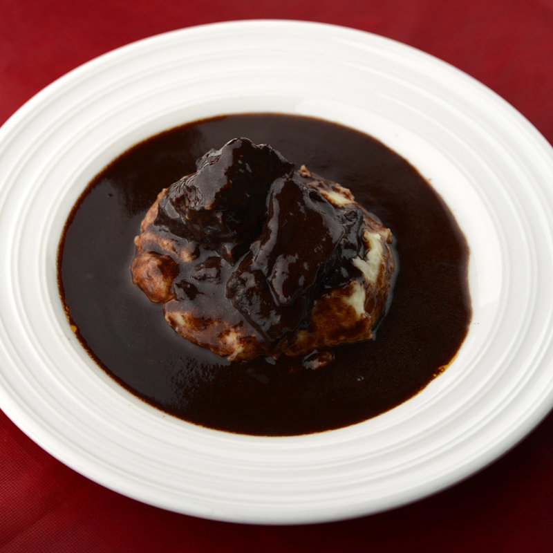 牛肉の赤ワイン煮込み(ブション・ドール)