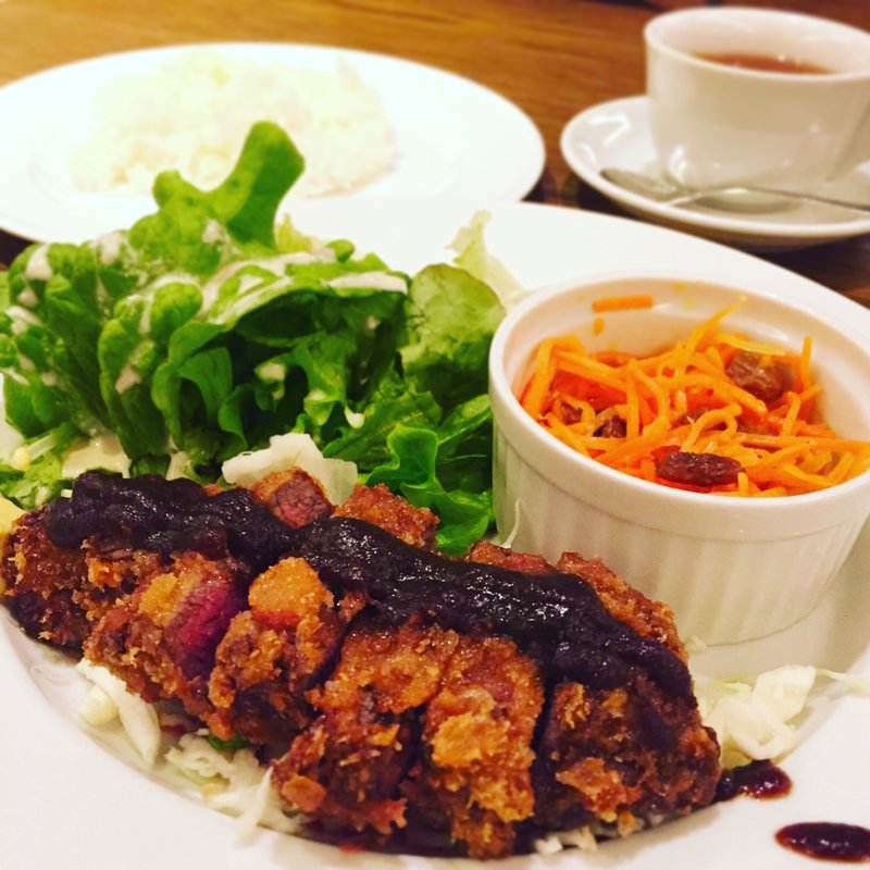 熟成肉カツレツ(ビストロ 熟肉 （なれにく）)