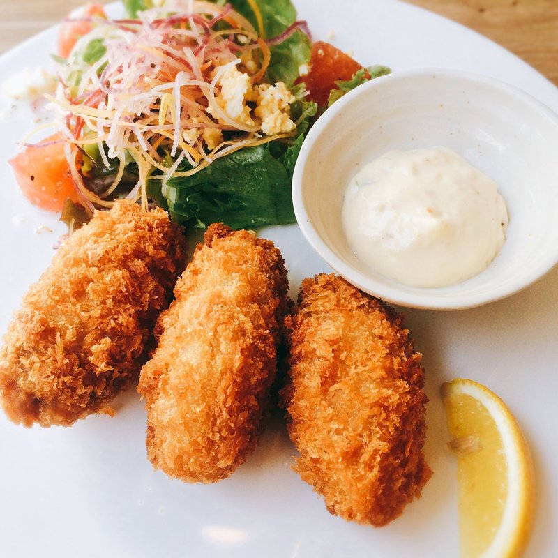 牡蠣フライランチ(Bistro KAKIYA)