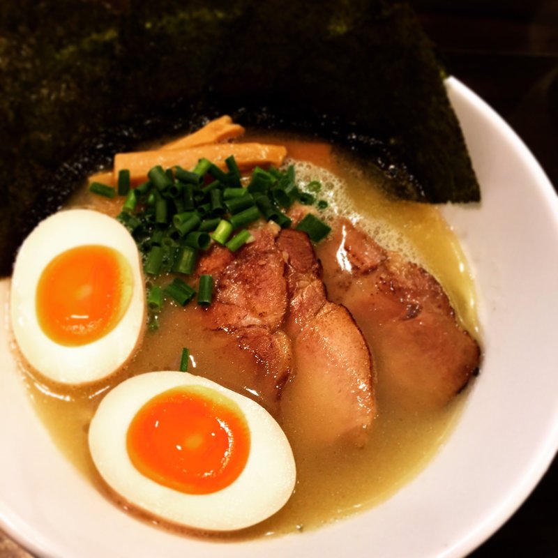 特製鶏白湯そば(鵺 )