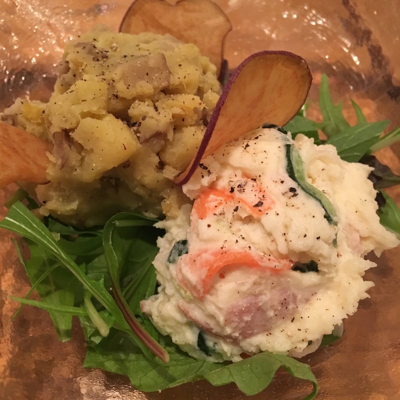 赤と白のポテトサラダ(蔵葡 )