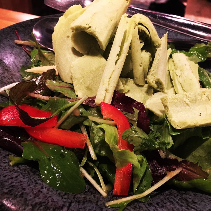 アボカドアイスのせサラダ(蔵葡 )